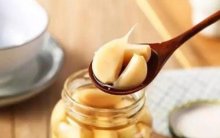 蜂蜜泡大蒜的功效与作用及禁忌,蜂蜜泡大蒜