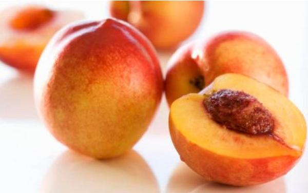 油桃的功效与作用及禁忌 油桃营养价值