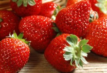 草莓用什么土种植好？