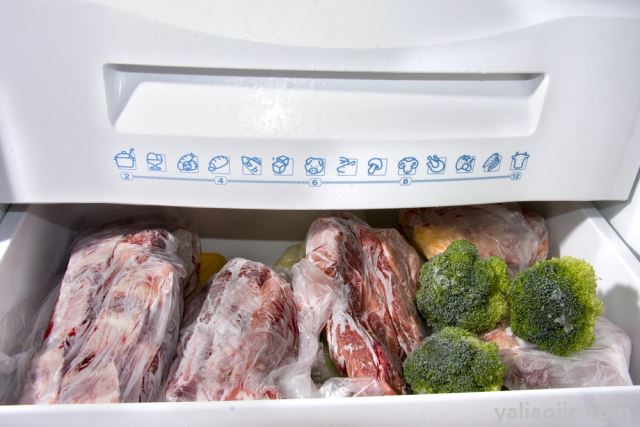 肉放冷冻里多久不能吃？